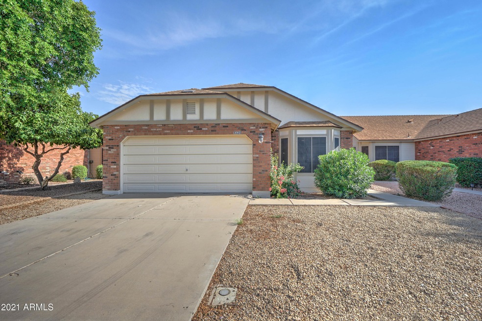 1320 W Straford Dr-1
