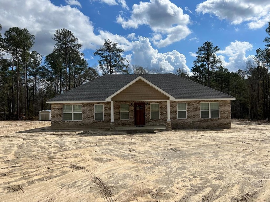 333 E Gillis St, Mount Vernon, GA 30445 - photo 1