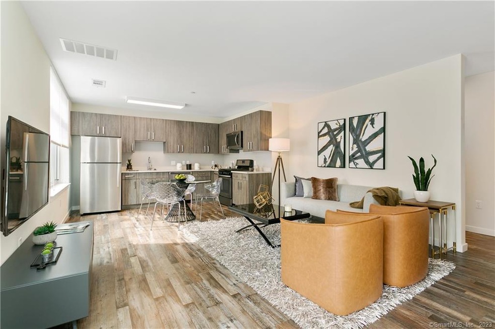 100 Commons Park N unit 1307, Stamford, CT 06902 - photo 1