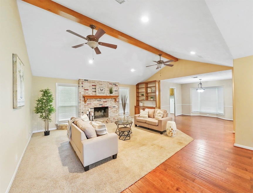 1816 E Cypress Rd, East Bernard, TX 77435 - photo 1