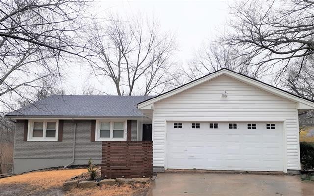 6901 Millridge St, Shawnee, KS 66218 - photo 1