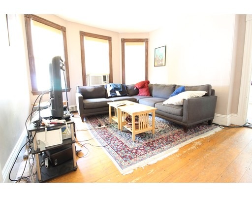 589 Franklin St unit 2, Cambridge, MA 02139 - photo 1