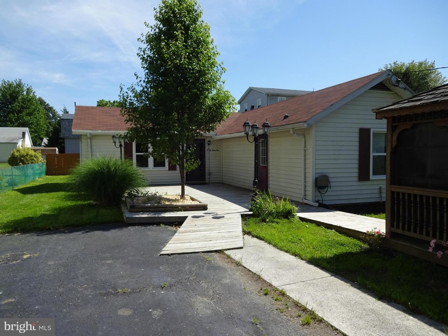 6910 Birdwood Ave, Middle River, MD 21220 - photo 1