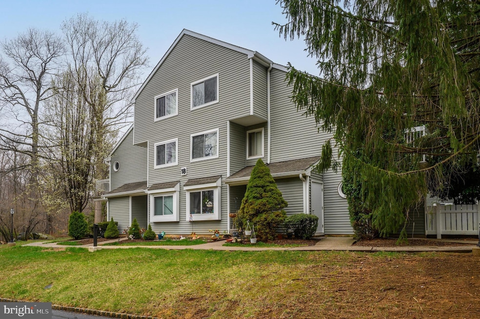 26 Sassafras Ln unit D4, Monmouth Junction, NJ 08852 - photo 1