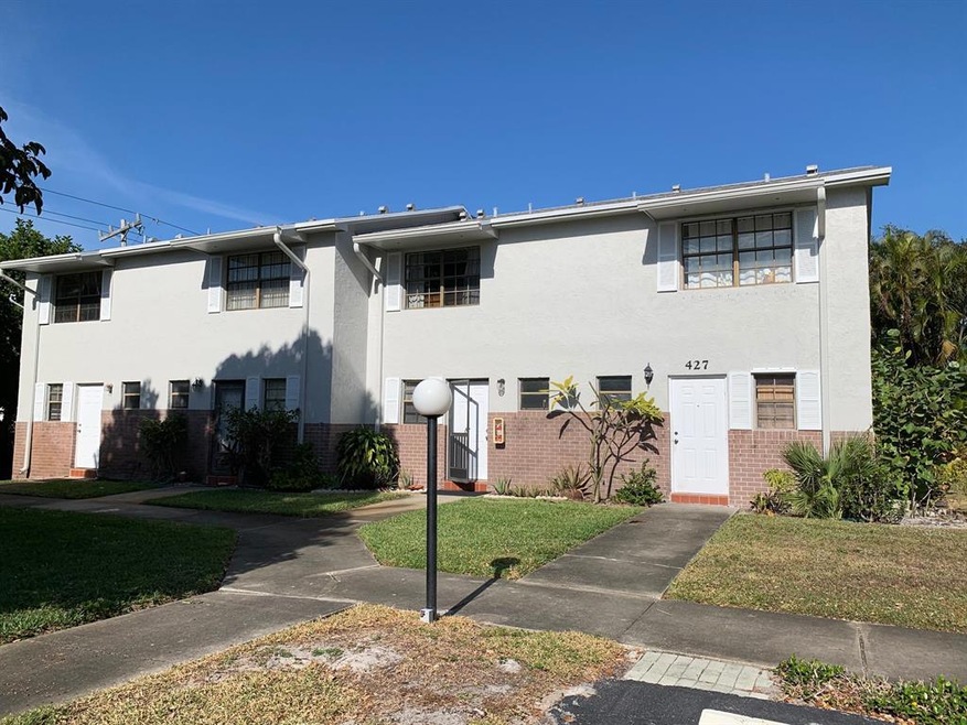 427 N Cypress bldg ext 2