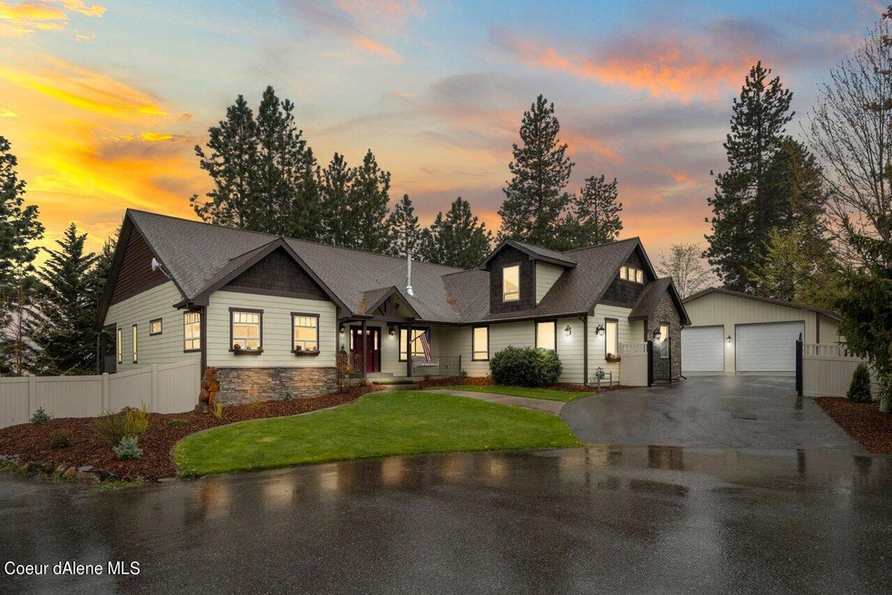 001-9023NBaldwinCourt-Hayden-ID-83835-SM