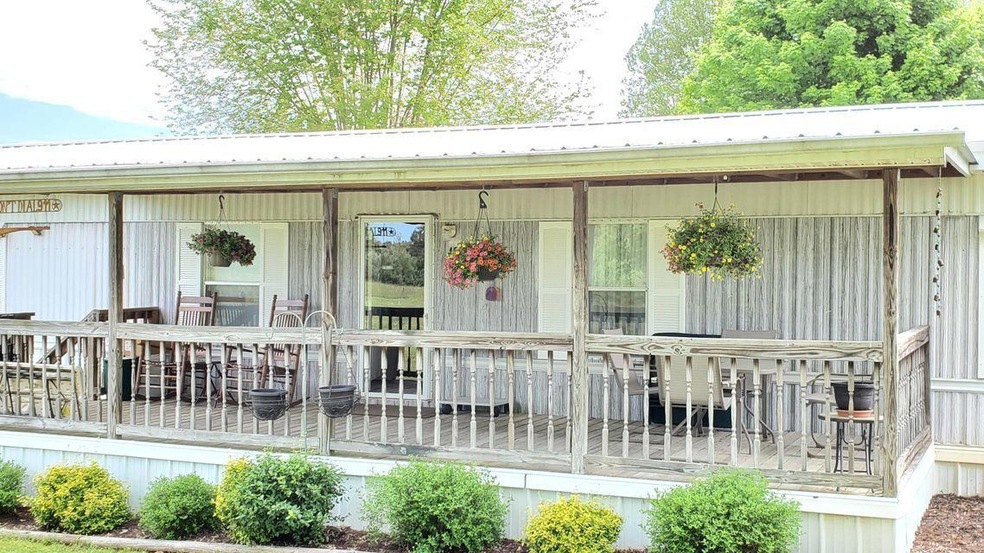 455 Perkins Dr, Burnside, KY 42519 - photo 1