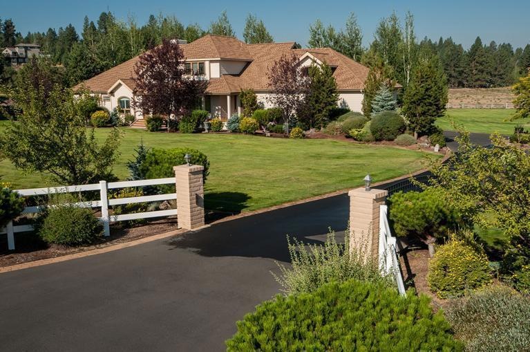 60535 Woodside Rd, Bend, OR 97702 - photo 1