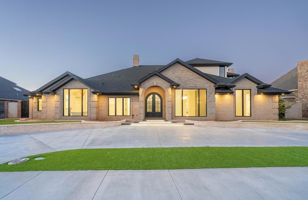 3926 Fairwood Ct, Midland, TX 79707 - photo 1