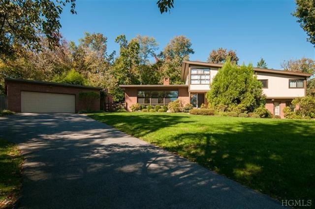 40 Cedar Dr E, Briarcliff Manor, NY 10510 - photo 1