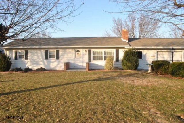 215 Meadow Ln, Everett, PA 15537 - photo 1