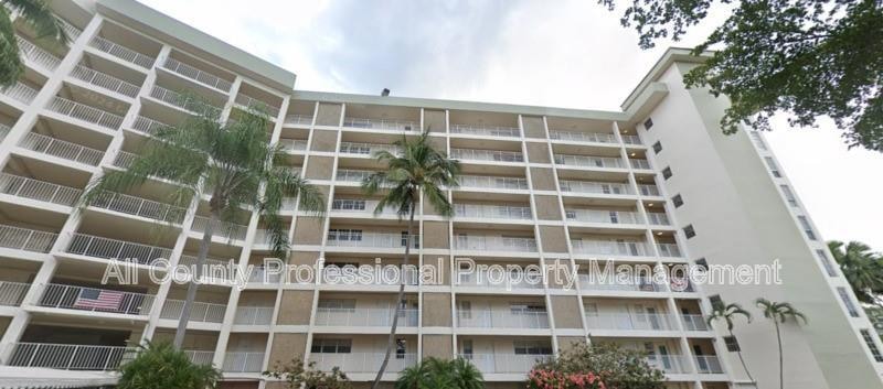 3051 N Course Dr unit 901, Pompano Beach, FL 33069 - photo 1