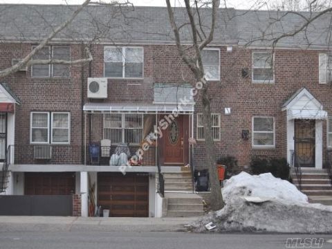67-22 Utopia Pkwy, Flushing, NY 11365 - photo 1