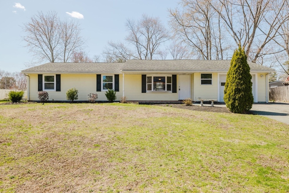 125 Temi Rd, Bellingham, MA 02019 - photo 1