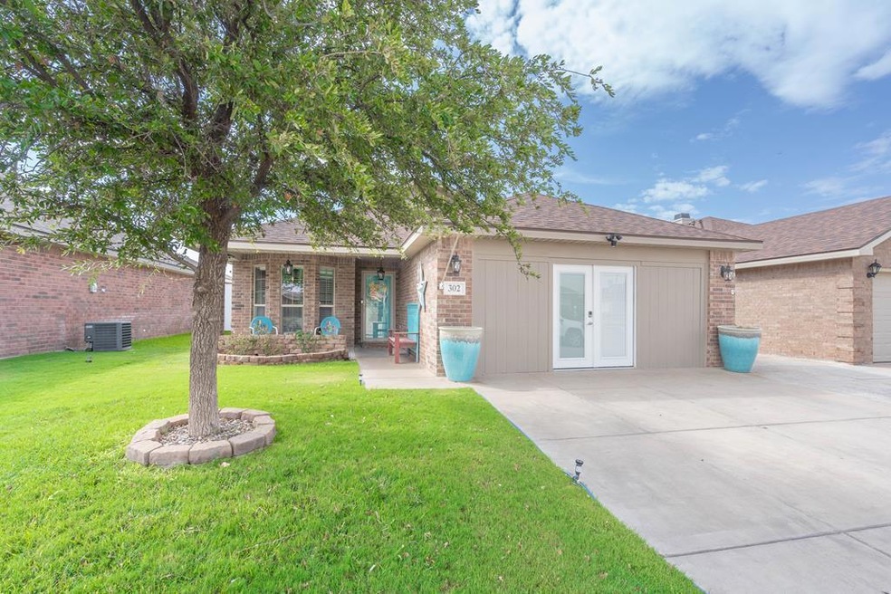 302 E 95th St, Odessa, TX 79765 - photo 1