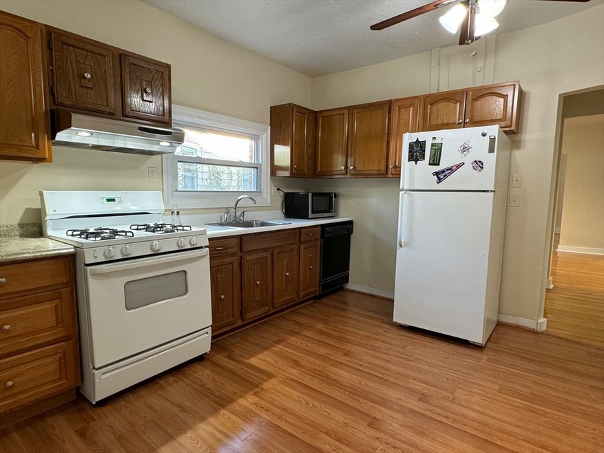 85 Raymond Ave unit 1, Somerville, MA 02144 - photo 1