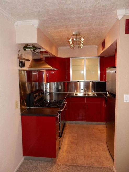 Kitchen 1