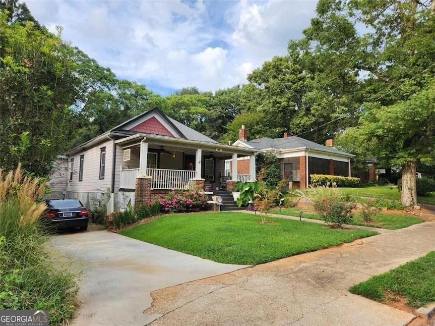Pending $420,000 • Co-Listing Agent