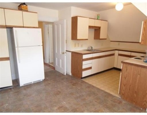 420 Harvard St unit 3, Brookline, MA 02446 - photo 1