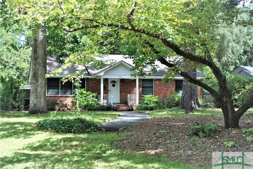 Beautiful Lot leading up to the front door.