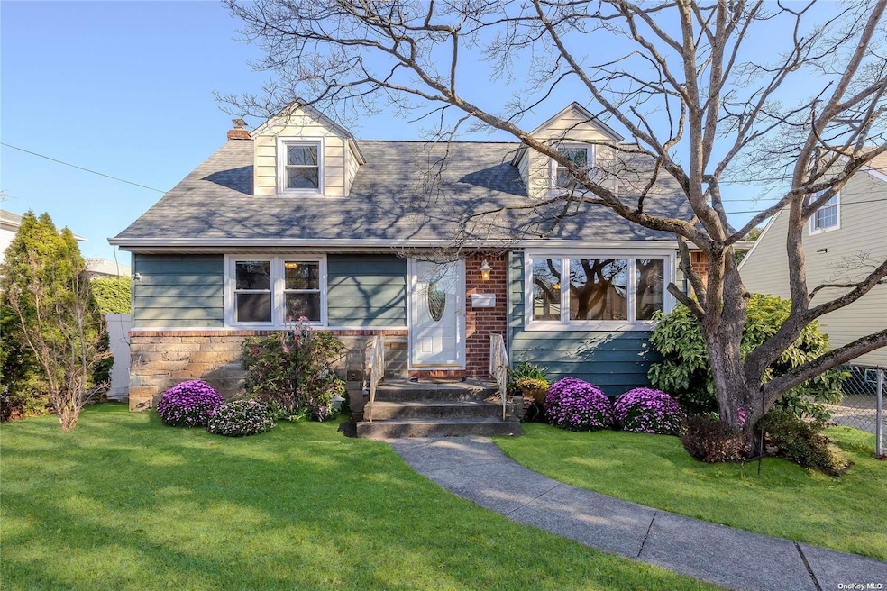 Sold $670,000 • Co-Listing Agent