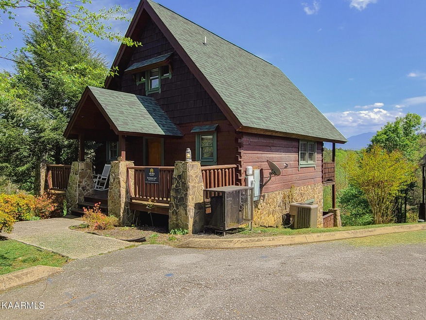 1619 Jed Tr unit 10, Sevierville, TN 37862 - photo 1