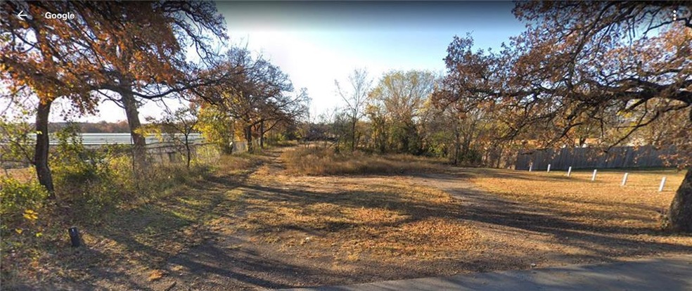 Photo credit : Google Maps Mowed area , fall view.