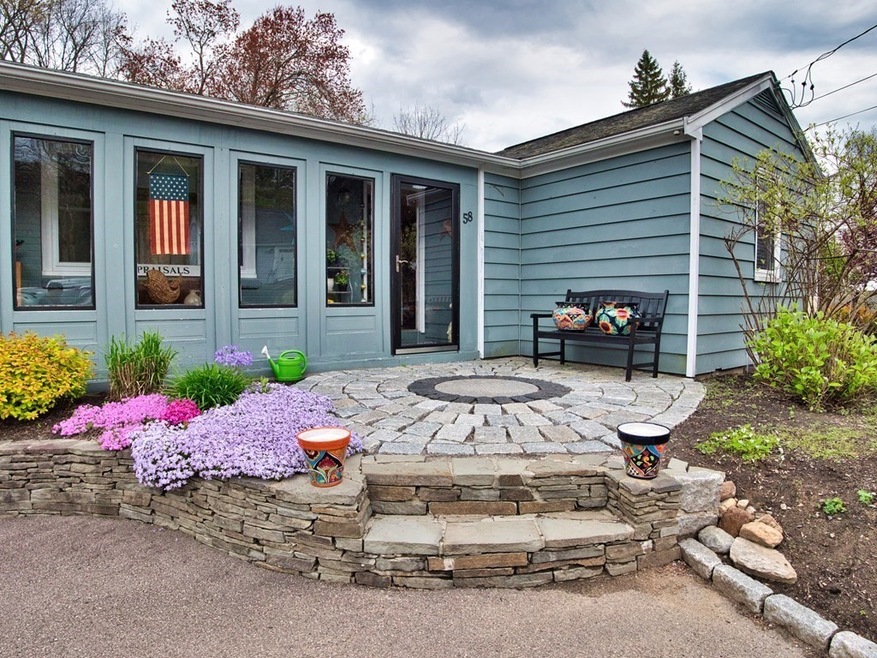 58 Maple Dell Ln, Holliston, MA 01746 - photo 1