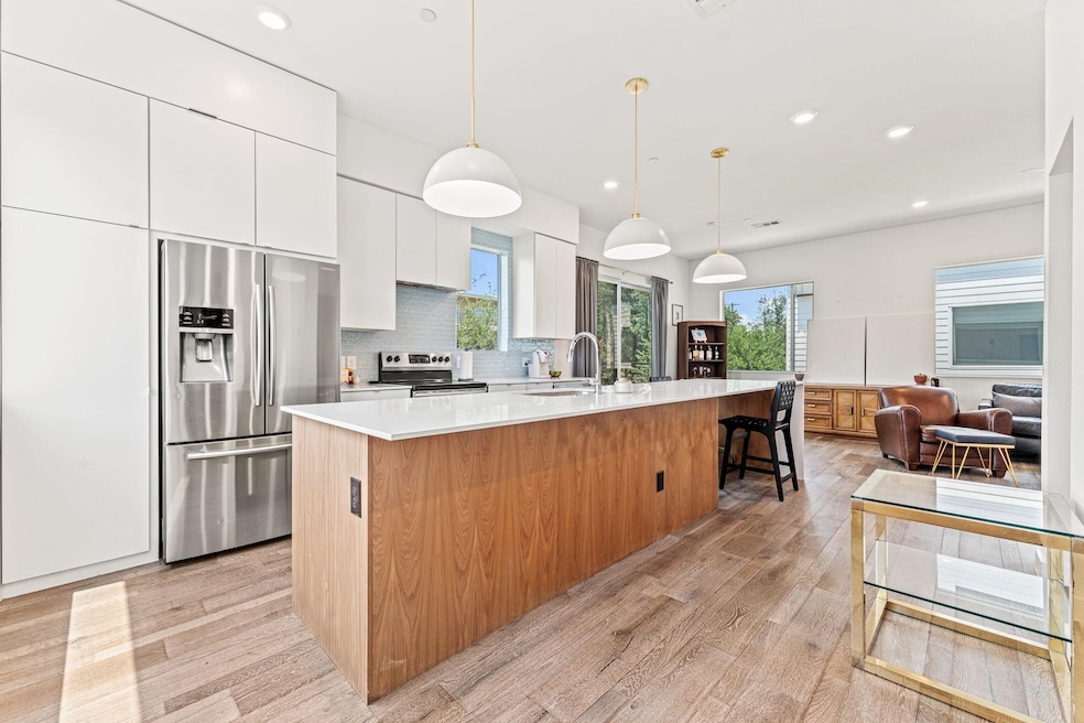 For Sale $450,000 • Co-Listing Agent