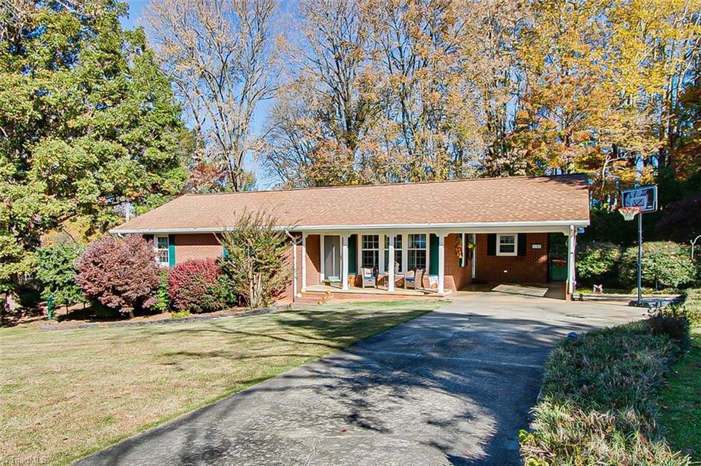 1102 Williams St, Ramseur, NC 27316 - photo 1