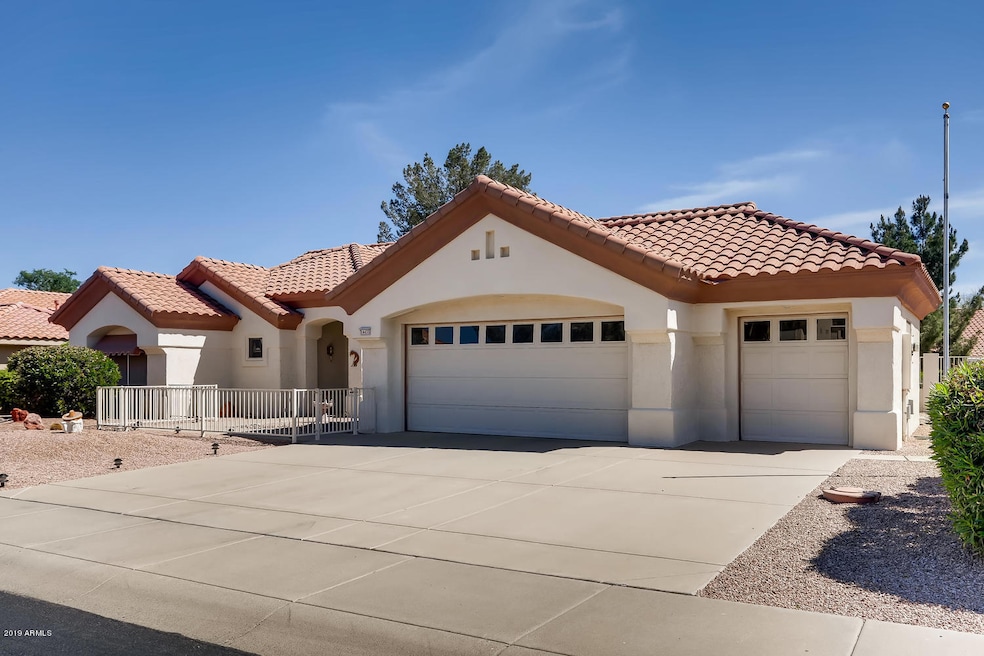 14435 W Via Manana Sun City-large-001-00