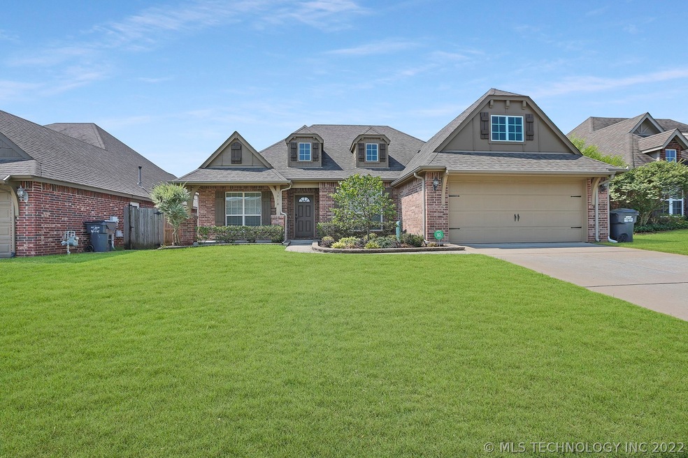 3910 W 110th Place S, Jenks, OK 74037 - photo 1