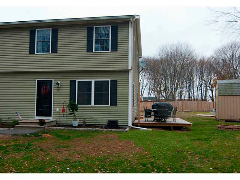 19 Ives St unit 19, Blackstone, MA 01504 - photo 1