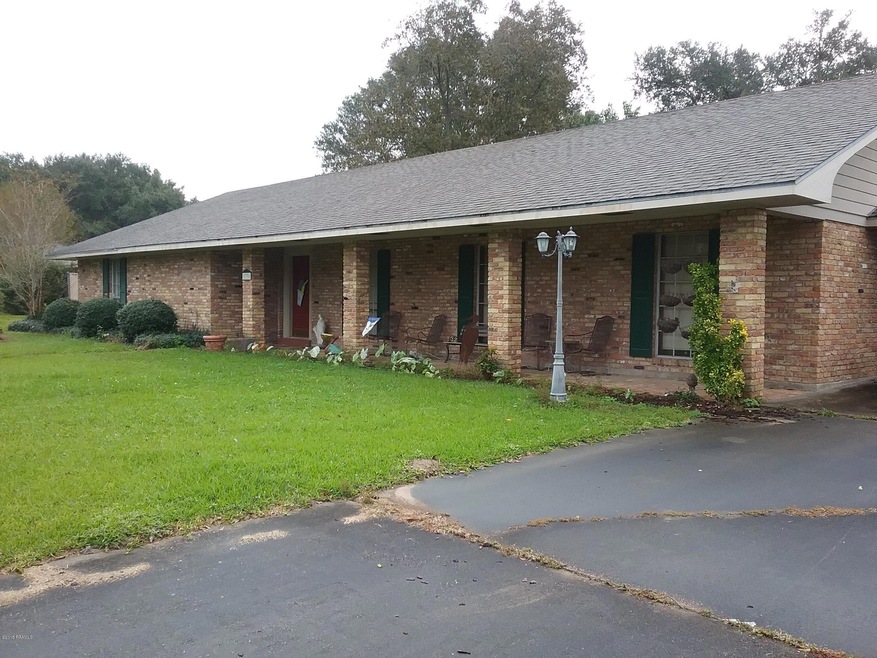 1331 W Ash Ave, Eunice, LA 70535 - photo 1