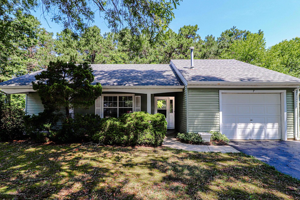 7 Brookdale Ct, Forked River, NJ 08731 - photo 1