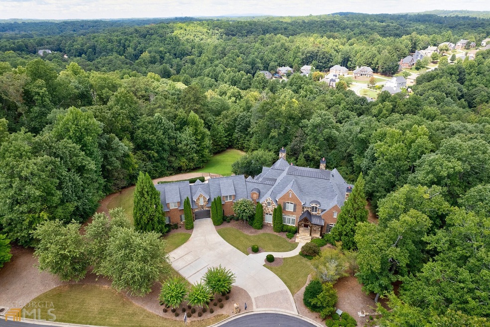 Gorgeous sprawling European estate in Roswell.
