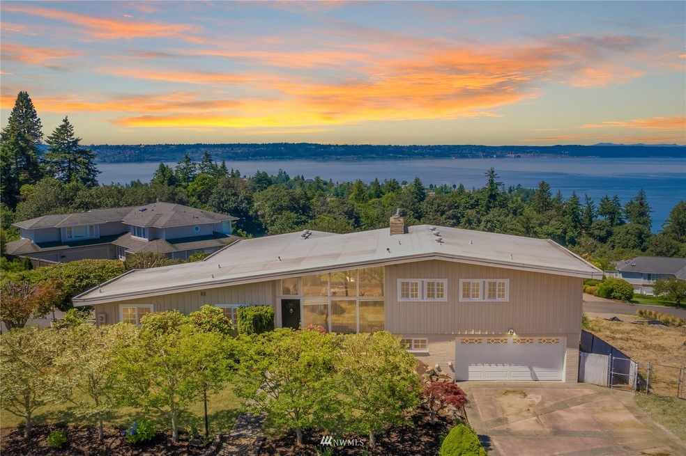 Sold $1,005,000 • Co-Listing Agent