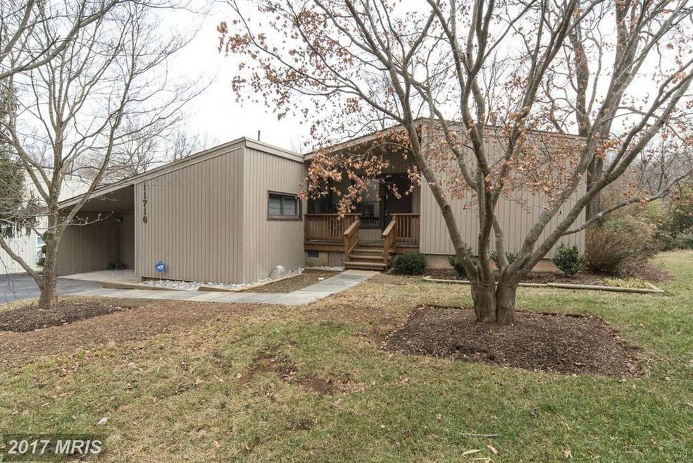 11716 Cherry Grove Dr, North Potomac, MD 20878 - photo 1