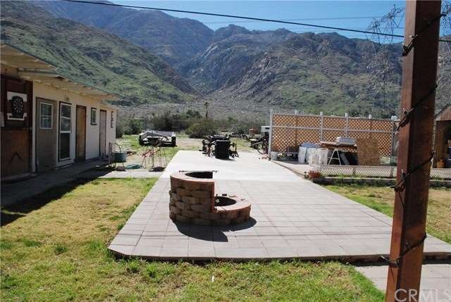 Incredible views. Firepit. Workshop. Shed. 