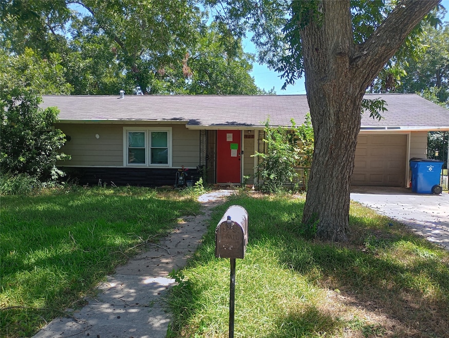 For Sale $164,900 • Co-Listing Agent