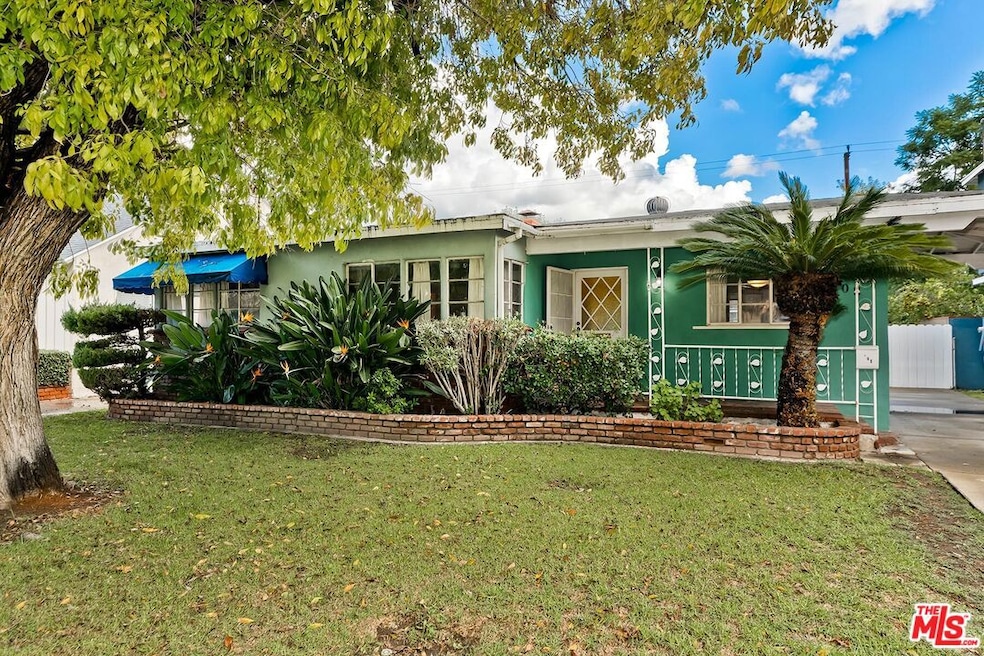 408 S Sparks St, Burbank, CA 91506 - photo 1