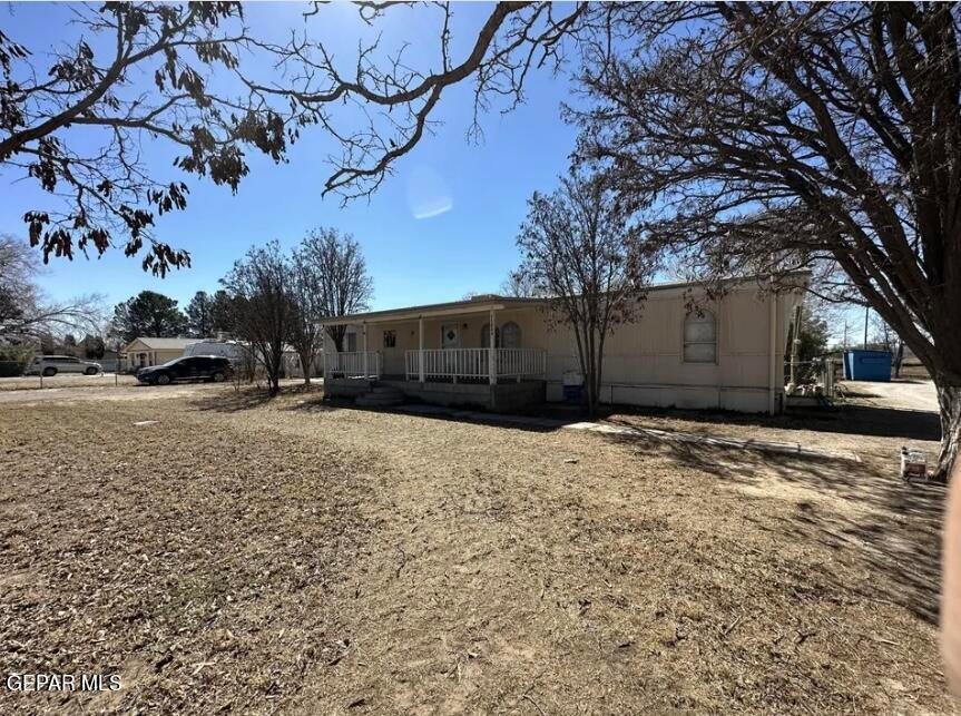 11424 Bakersfield Rd, Socorro, TX 79927 - photo 1
