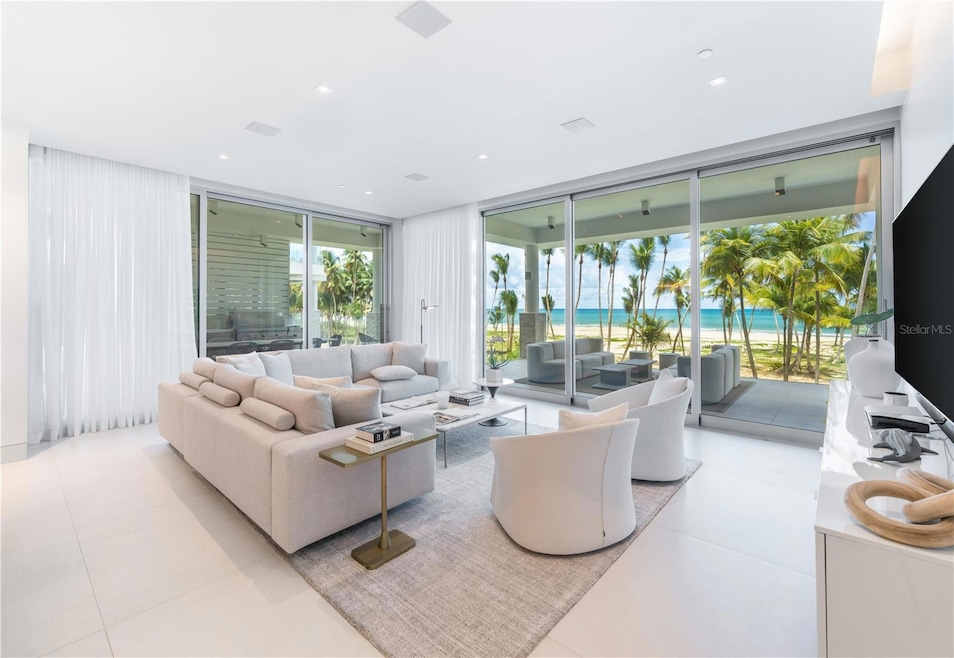 Living Room & Ocean View