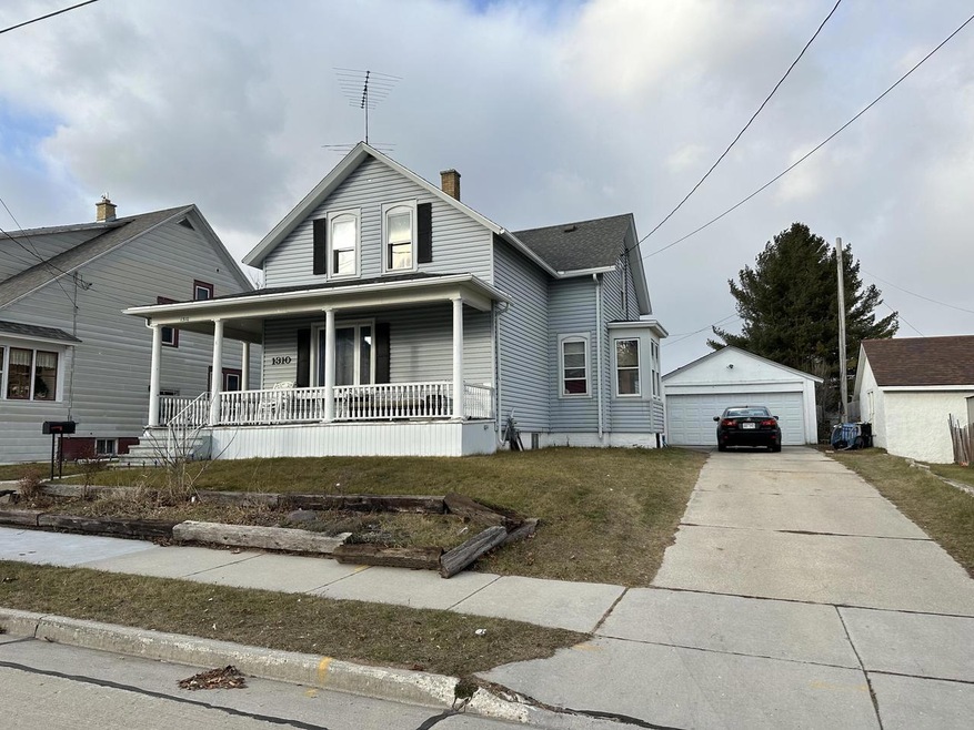 1310 20th St, Two Rivers, WI 54241 - photo 1