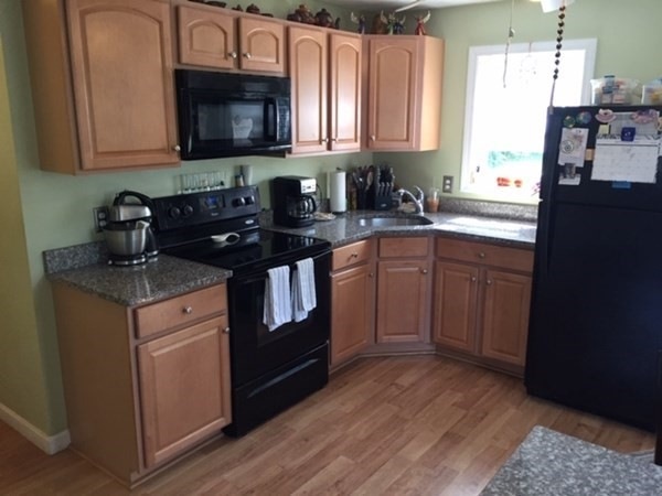 75 Lawrence St, Northborough, MA 01532 - photo 1