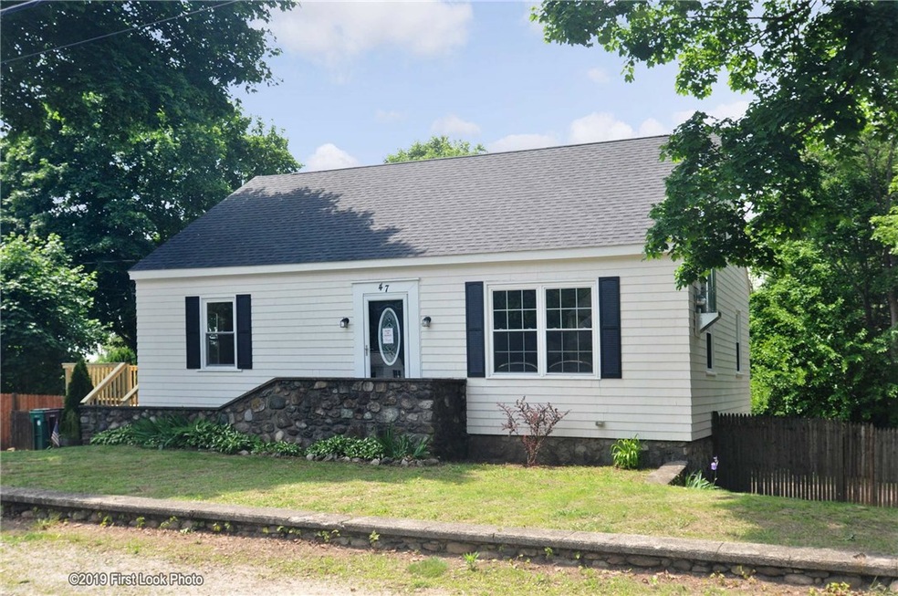 47 Madeleine Ave, Woonsocket, RI 02895 - photo 1