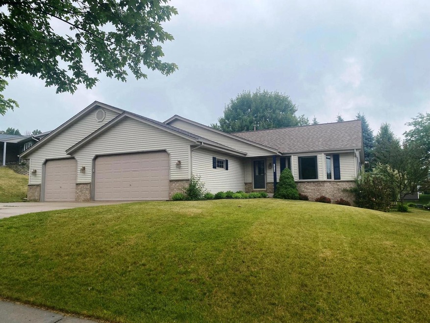 1317 Wolf Dr, West Bend, WI 53090 - photo 1