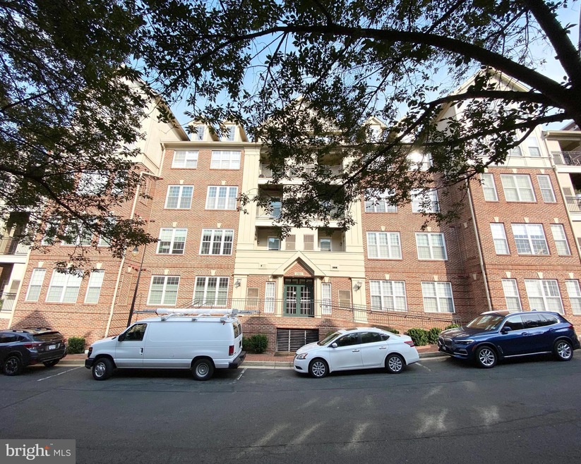 1321 N Adams Ct unit 203, Arlington, VA 22201 - photo 1