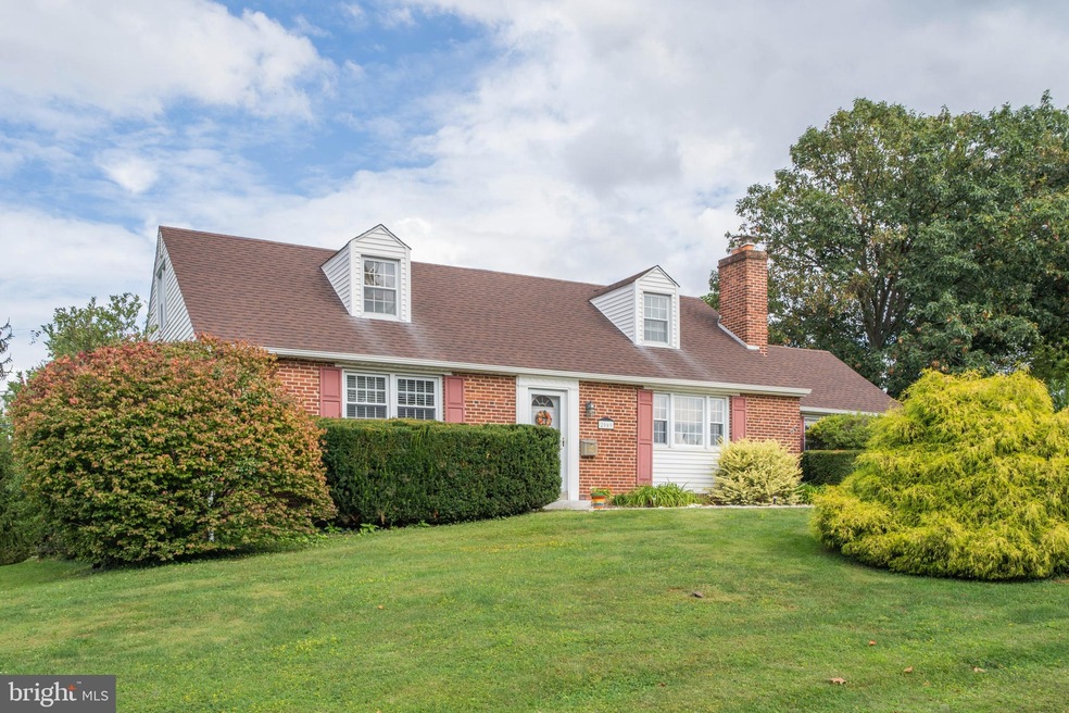 2009 Berkley Rd, Norristown, PA 19403 - photo 1