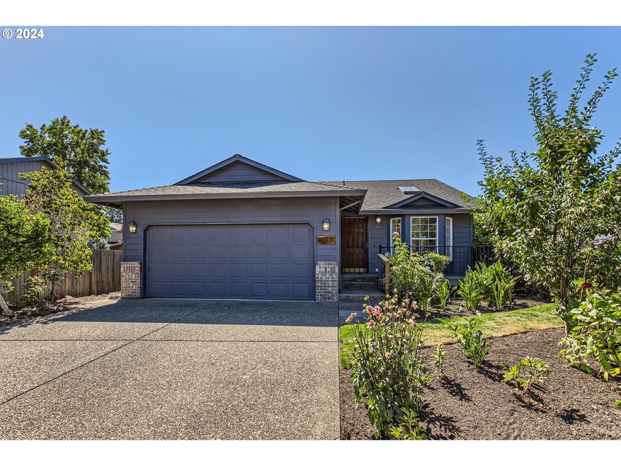 Sold $499,500 • Co-Listing Agent